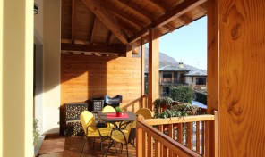 ALLOGGIO DUPLEX PARI AL NUOVO ARREDATO ALLOGGIO DUPLEX PARI AL NUOVO ARREDATO