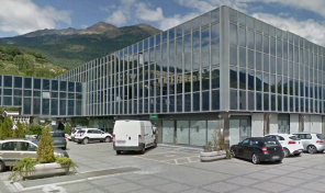 uffici in Aosta nel complesso “Le Miroir” uffici in Aosta nel complesso “Le Miroir”