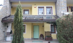 Splendida villa a schiera in Aosta Splendida villa a schiera in Aosta