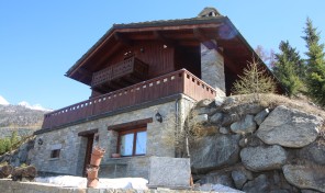 Splendida villa cielo terra a Gressan Splendida villa cielo terra a Gressan