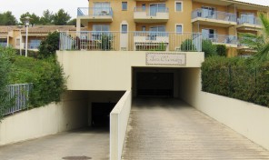 Graziosa villetta con piscina in Costa Azzurra Graziosa villetta con piscina in Costa Azzurra
