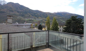 AOSTA CENTRO, AMPIO BILOCALE CON TERRAZZO PANORAMICO, RIF. L2 AOSTA CENTRO, AMPIO BILOCALE CON TERRAZZO PANORAMICO, RIF. L2