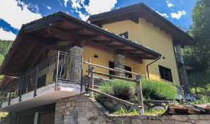 CHARVENSOD, VILLA SINGOLA DI NUOVA COSTRUZIONE, RIF. M32 CHARVENSOD, VILLA SINGOLA DI NUOVA COSTRUZIONE, RIF. M32