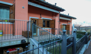 JOVENCAN – PORZIONE DI VILLA A SCHIERA, RIF. M19 JOVENCAN – PORZIONE DI VILLA A SCHIERA, RIF. M19