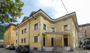 AOSTA, MANSARDA RISTRUTTURATA CON CANTINA, RIF. M67 AOSTA, MANSARDA RISTRUTTURATA CON CANTINA, RIF. M67