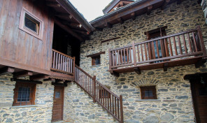 RHEMES NOTRE DAME, ALLOGGI NUOVI IN CHALET, RIF. M22C