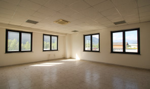 QUART – TEPPE, LOCALI USO UFFICIO RIF. M79 QUART – TEPPE, LOCALI USO UFFICIO RIF. M79