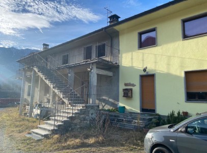 TRILOCALE VENDITA ISSOGNE